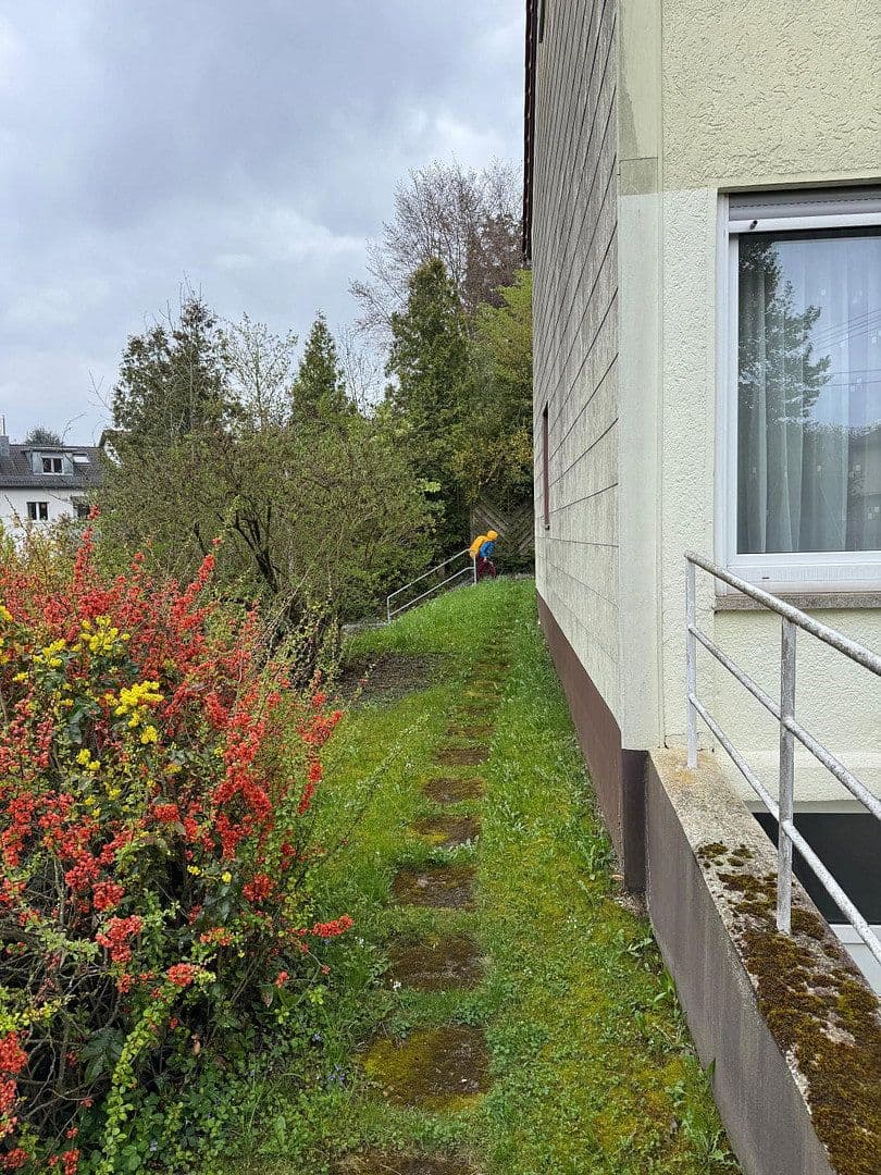 Prodej domu 88 m², pozemek 286 m², Esslingen am Neckar, Bádensko-Württembersko Prodej domu 88 m², pozemek 286 m², Esslingen am Neckar, Bádensko-Württembersko
