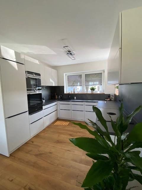 Prodej domu 125 m², pozemek 255 m², Straubing, Bavorsko Prodej domu 125 m², pozemek 255 m², Straubing, Bavorsko