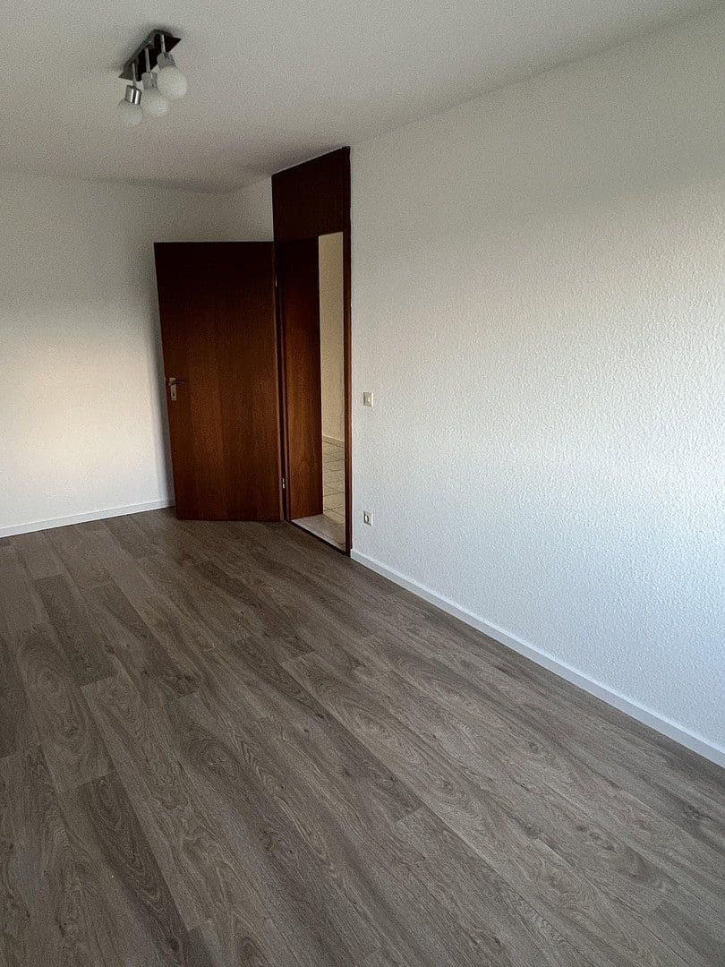 Prodej bytu 4+kk 119 m², Weilimdorf, Bádensko-Württembersko Prodej bytu 4+kk 119 m², Weilimdorf, Bádensko-Württembersko
