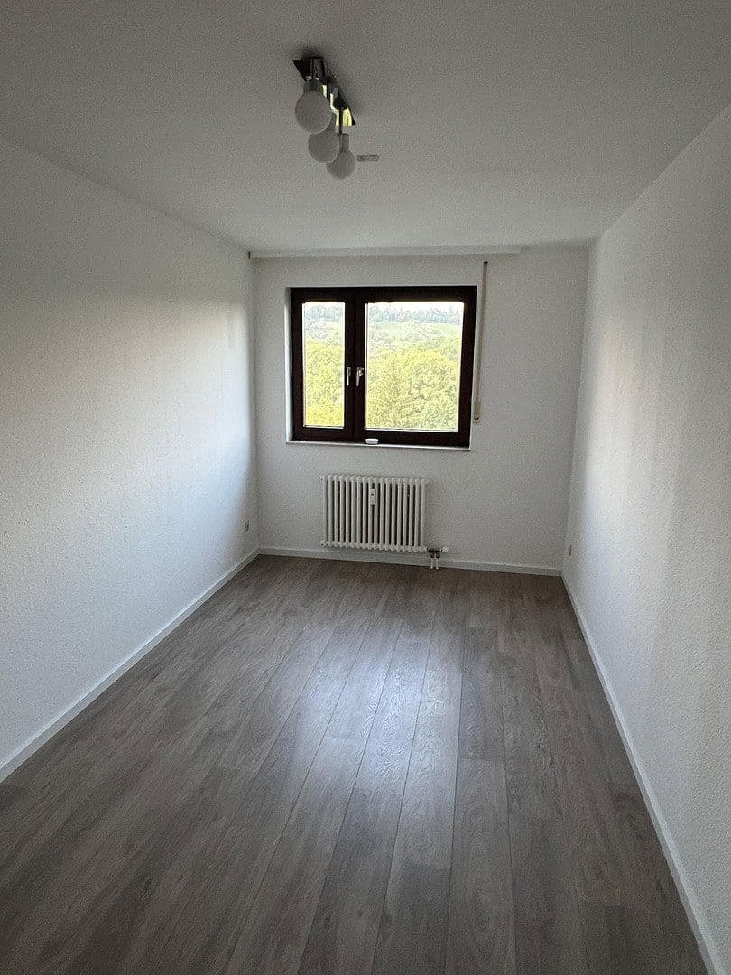 Prodej bytu 4+kk 119 m², Weilimdorf, Bádensko-Württembersko Prodej bytu 4+kk 119 m², Weilimdorf, Bádensko-Württembersko