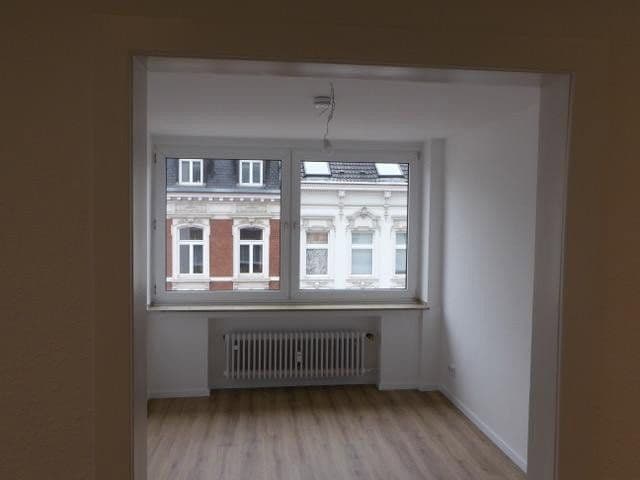 Pronájem bytu 3+1 87 m², Kölner Str. 17, Leverkusen, Severní Porýní-Vestfálsko Pronájem bytu 3+1 87 m², Kölner Str. 17, Leverkusen, Severní Porýní-Vestfálsko