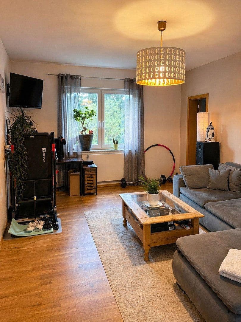 Pronájem bytu 2+1 68 m², Solingen, Severní Porýní-Vestfálsko Pronájem bytu 2+1 68 m², Solingen, Severní Porýní-Vestfálsko