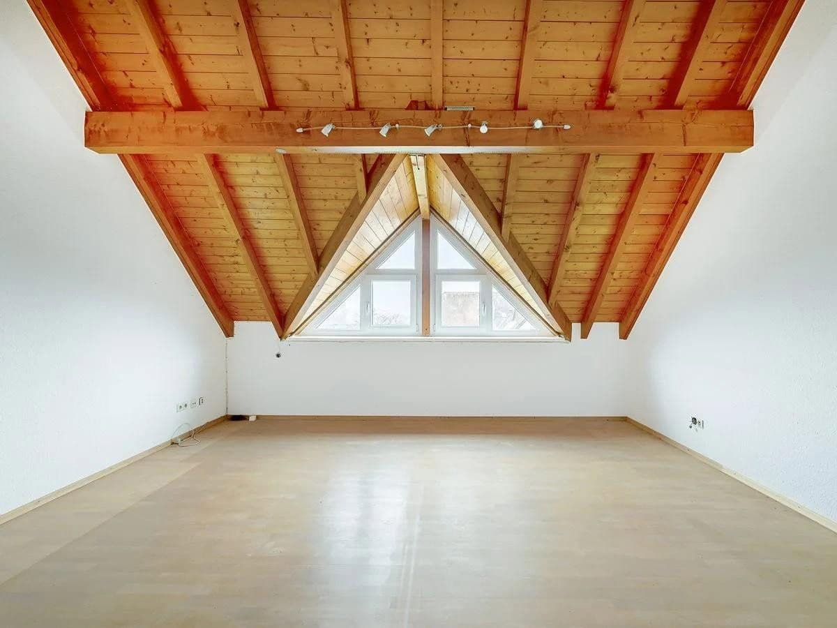 Pronájem bytu 3+kk 115 m², Bachstraße 37, Rheinstetten, Bádensko-Württembersko Pronájem bytu 3+kk 115 m², Bachstraße 37, Rheinstetten, Bádensko-Württembersko