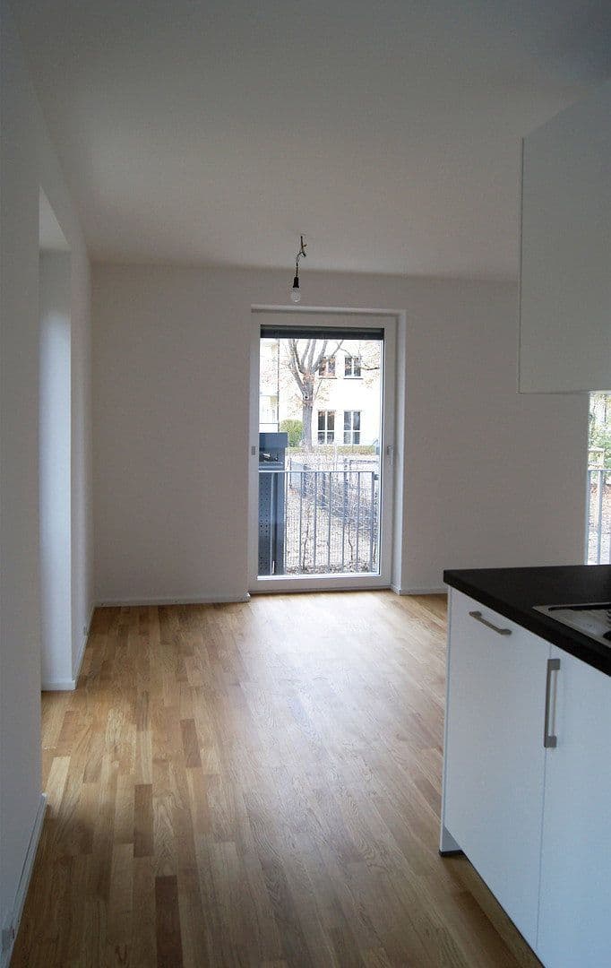 Pronájem bytu 2+1 69 m², Richard-Tauber-Straße 3, München, Bavorsko Pronájem bytu 2+1 69 m², Richard-Tauber-Straße 3, München, Bavorsko