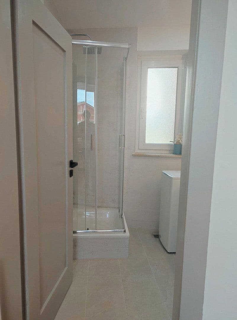 Pronájem bytu 2+1 26 m², Poststraß 38, Stuttgart, Bádensko-Württembersko Pronájem bytu 2+1 26 m², Poststraß 38, Stuttgart, Bádensko-Württembersko