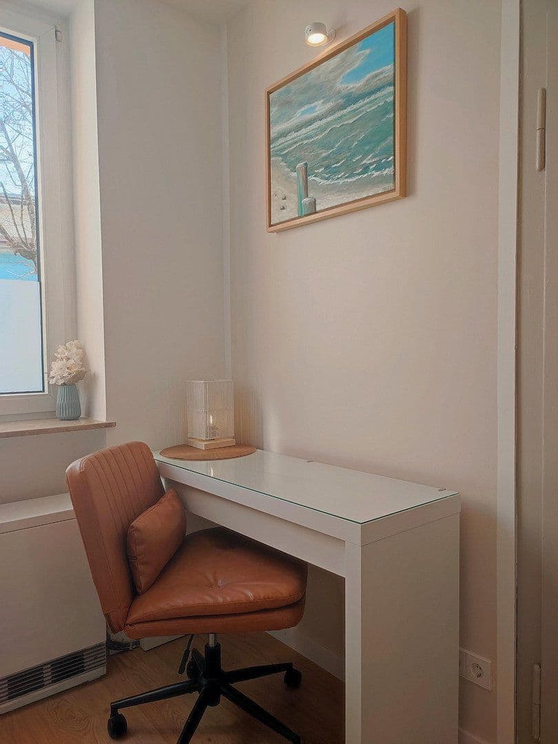 Pronájem bytu 2+1 26 m², Poststraß 38, Stuttgart, Bádensko-Württembersko Pronájem bytu 2+1 26 m², Poststraß 38, Stuttgart, Bádensko-Württembersko