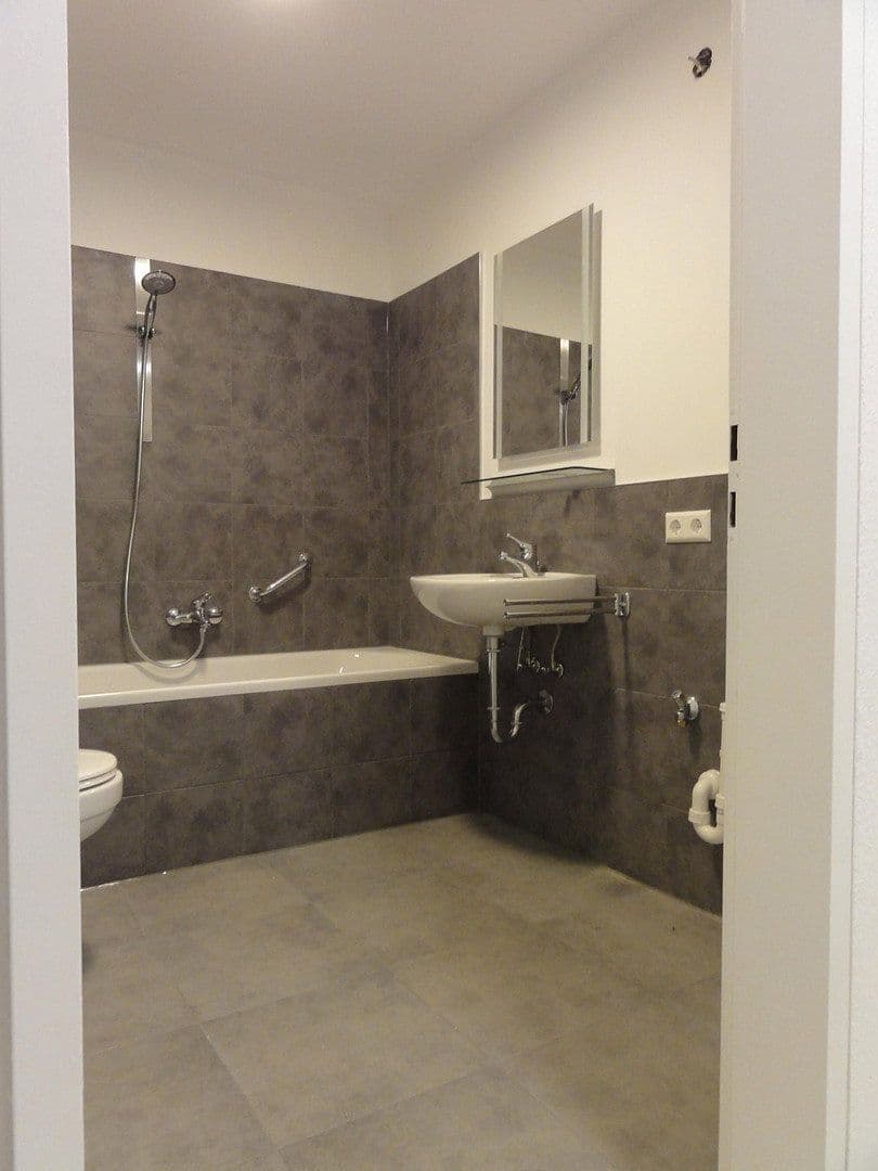 Pronájem bytu 1+1 42 m², Münchinger Weg 9, Schwieberdingen, Bádensko-Württembersko Pronájem bytu 1+1 42 m², Münchinger Weg 9, Schwieberdingen, Bádensko-Württembersko