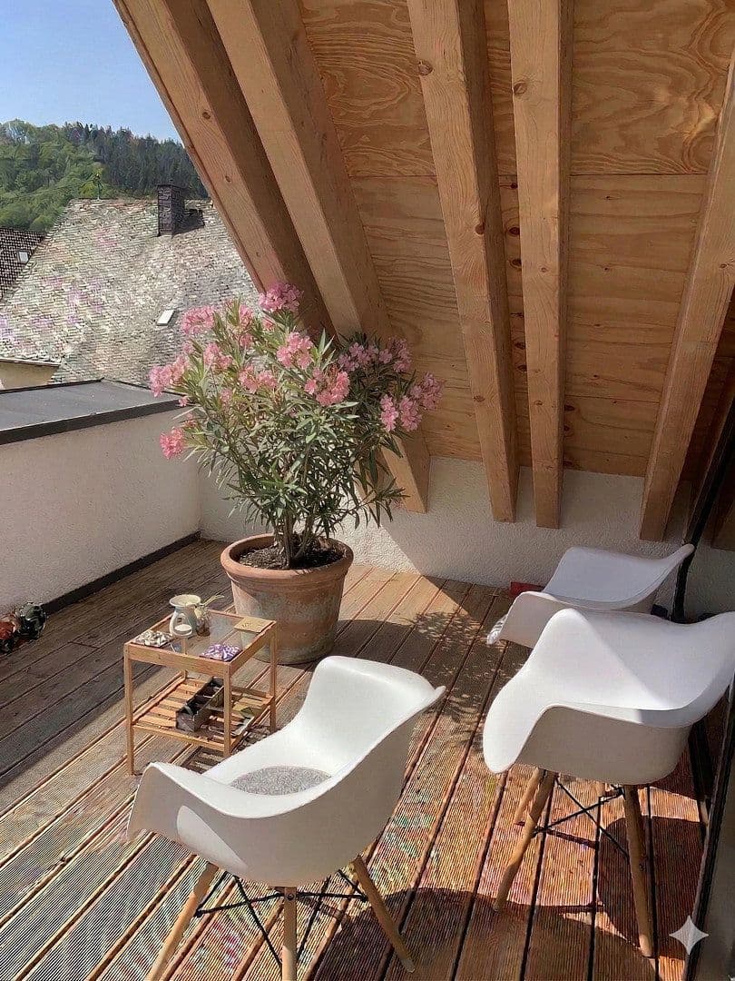 Prodej domu 568 m², pozemek 704 m², Schwarzer Weg 20 c, Trier, Porýní-Falc Prodej domu 568 m², pozemek 704 m², Schwarzer Weg 20 c, Trier, Porýní-Falc