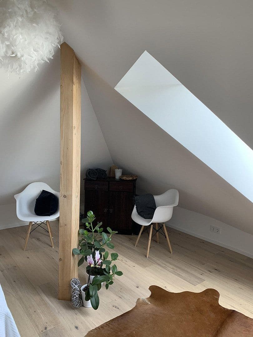 Prodej domu 568 m², pozemek 704 m², Schwarzer Weg 20 c, Trier, Porýní-Falc Prodej domu 568 m², pozemek 704 m², Schwarzer Weg 20 c, Trier, Porýní-Falc