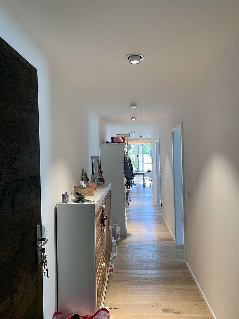 Prodej domu 568 m², pozemek 704 m², Schwarzer Weg 20 c, Trier, Porýní-Falc Prodej domu 568 m², pozemek 704 m², Schwarzer Weg 20 c, Trier, Porýní-Falc
