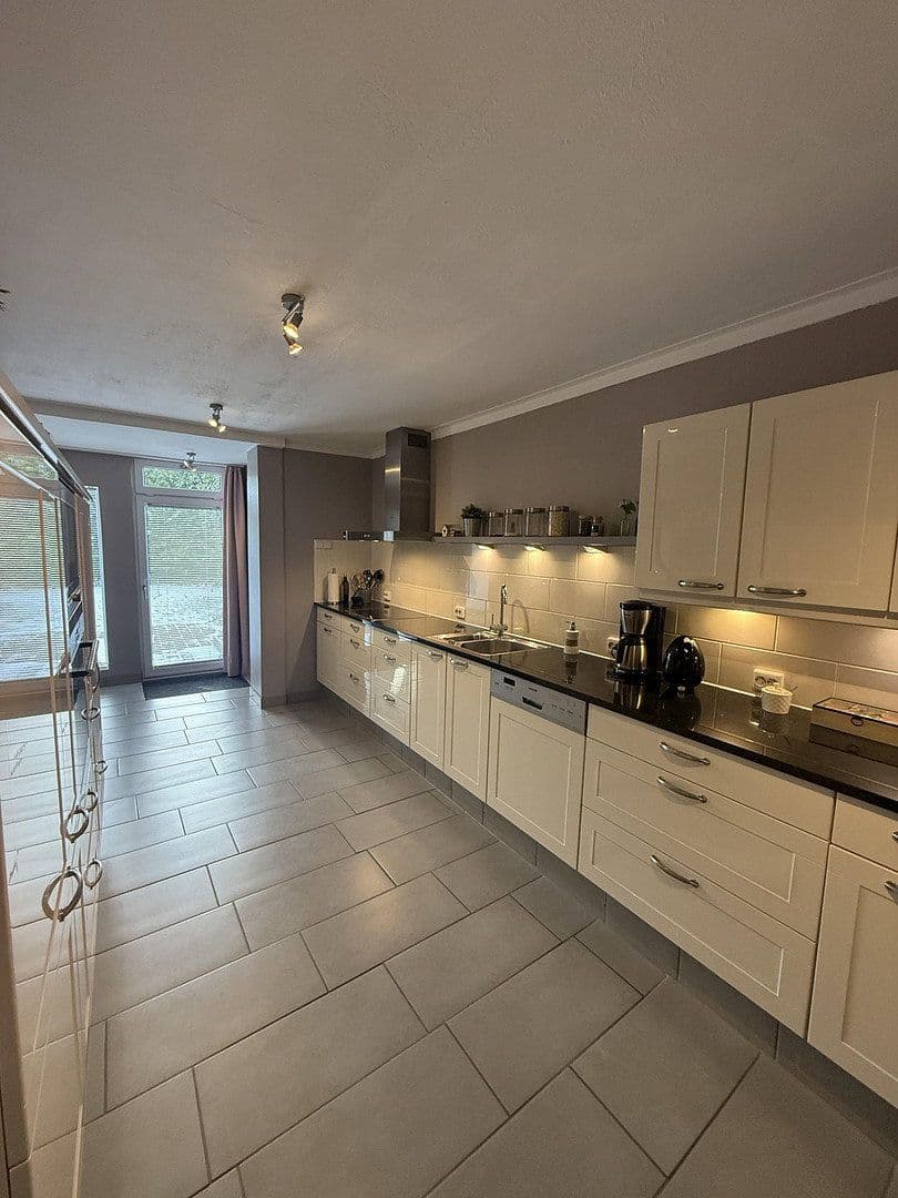 Prodej domu 150 m², pozemek 569 m², Rheine, Severní Porýní-Vestfálsko Prodej domu 150 m², pozemek 569 m², Rheine, Severní Porýní-Vestfálsko