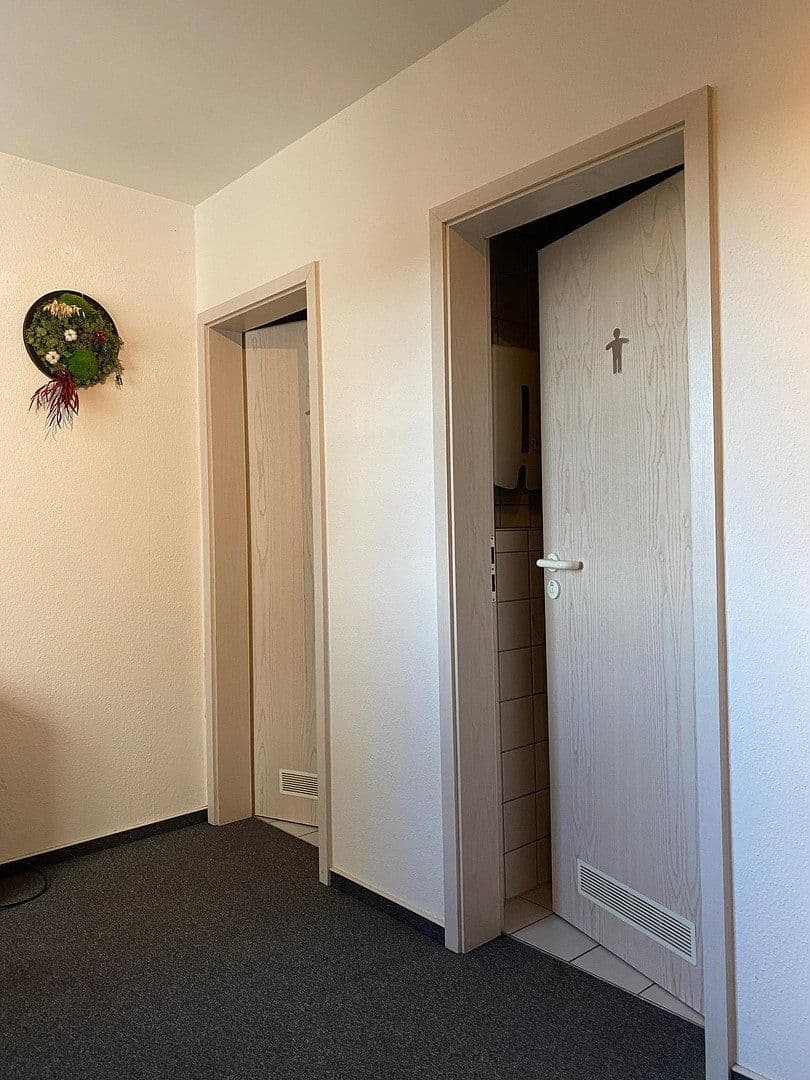 Pronájem kanceláře 1.050 m², Böblingen, Bádensko-Württembersko Pronájem kanceláře 1.050 m², Böblingen, Bádensko-Württembersko