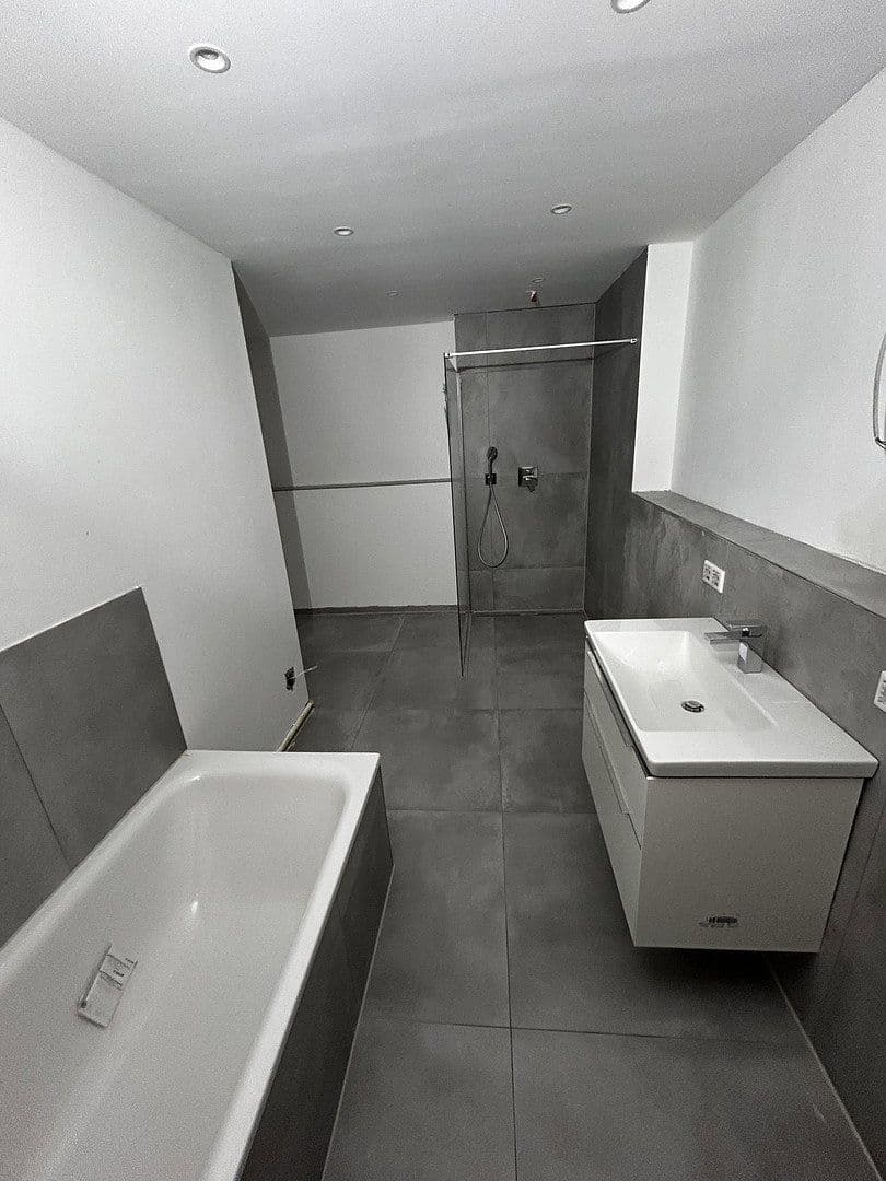 Pronájem bytu 3+1 112 m², Köln, Severní Porýní-Vestfálsko Pronájem bytu 3+1 112 m², Köln, Severní Porýní-Vestfálsko