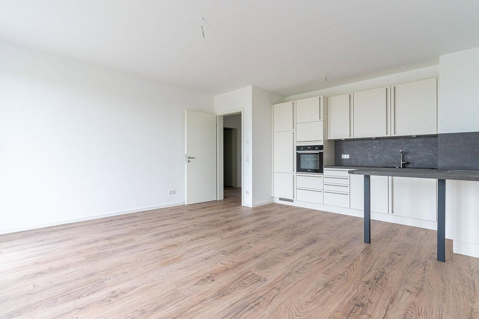 Pronájem bytu 2+1 63 m², Straße am Berg 19f, Bentwisch, Mecklenburg-Vorpommern Pronájem bytu 2+1 63 m², Straße am Berg 19f, Bentwisch, Mecklenburg-Vorpommern
