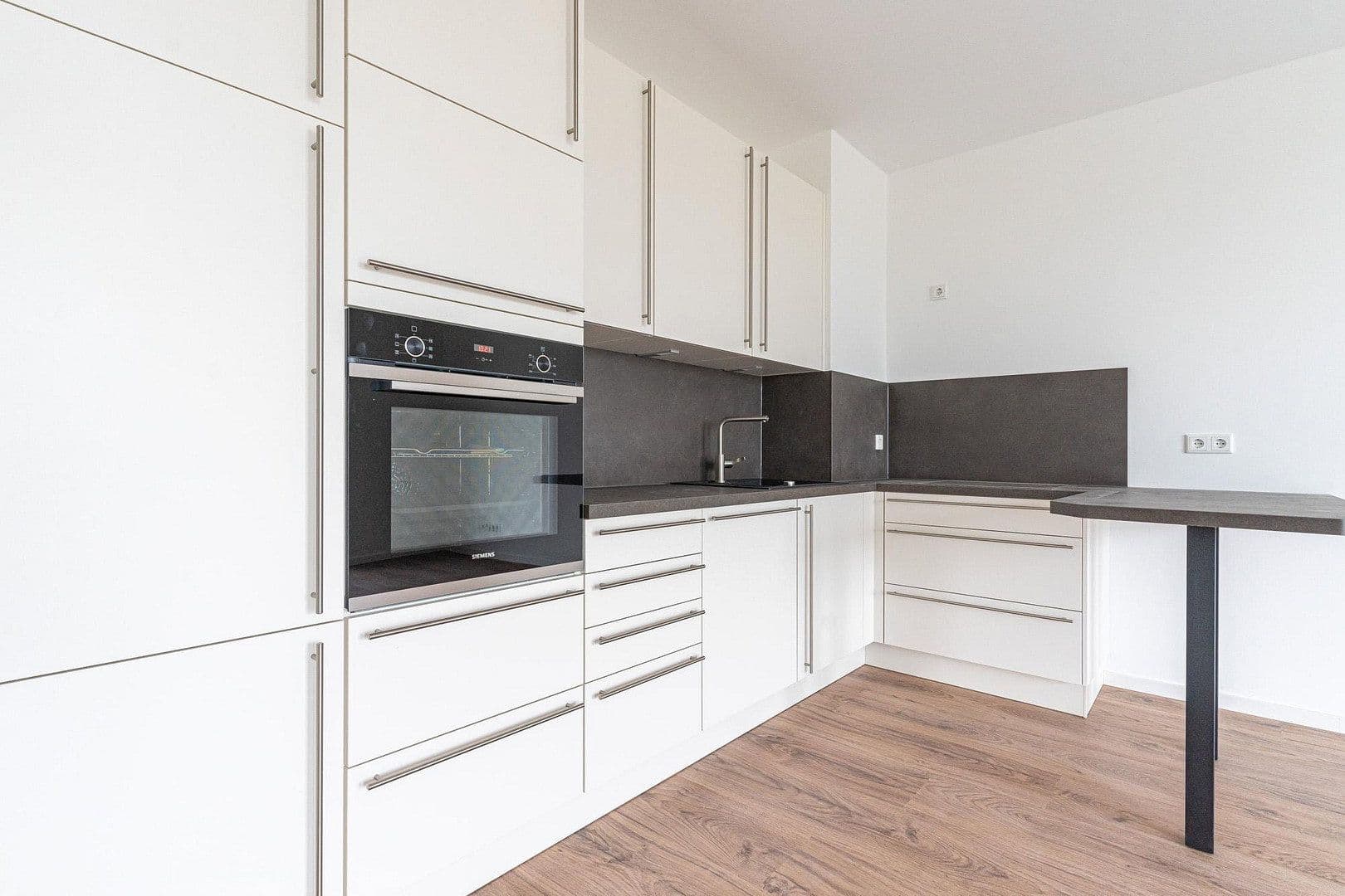 Pronájem bytu 2+1 63 m², Straße am Berg 19f, Bentwisch, Mecklenburg-Vorpommern Pronájem bytu 2+1 63 m², Straße am Berg 19f, Bentwisch, Mecklenburg-Vorpommern