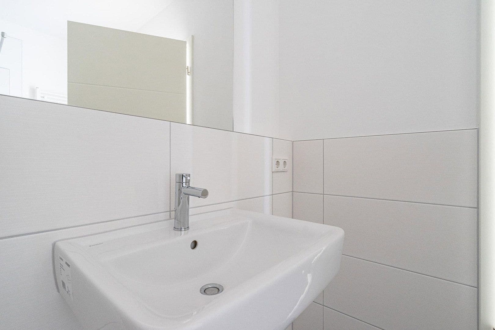 Pronájem bytu 2+1 63 m², Straße am Berg 19f, Bentwisch, Mecklenburg-Vorpommern Pronájem bytu 2+1 63 m², Straße am Berg 19f, Bentwisch, Mecklenburg-Vorpommern