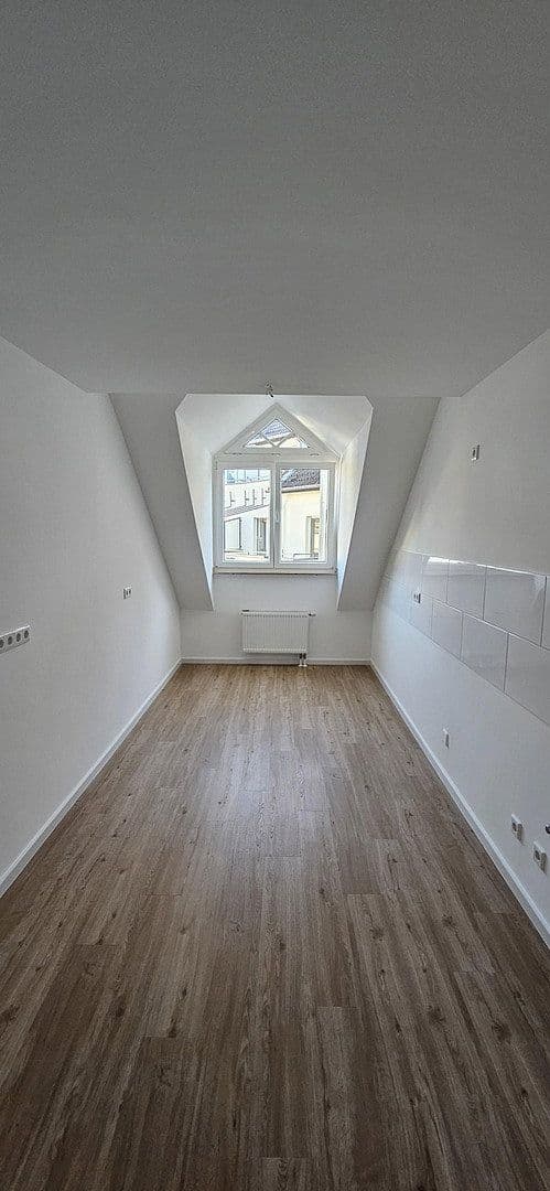 Pronájem bytu 4+1 116 m², Ratingen, Severní Porýní-Vestfálsko Pronájem bytu 4+1 116 m², Ratingen, Severní Porýní-Vestfálsko