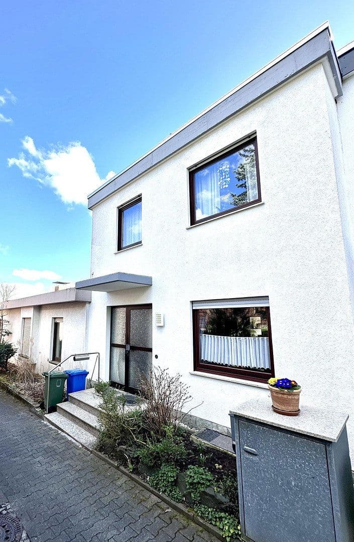 Prodej domu 110 m², pozemek 154 m², Mühltal, Hessen Prodej domu 110 m², pozemek 154 m², Mühltal, Hessen