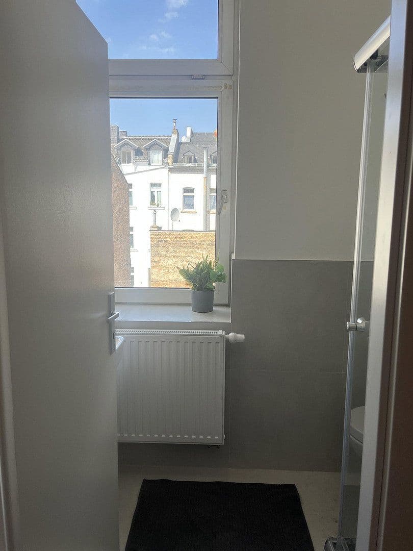 Pronájem bytu 2+1 60 m², Bleichtstrasse 41, Wiesbaden, Hessen Pronájem bytu 2+1 60 m², Bleichtstrasse 41, Wiesbaden, Hessen