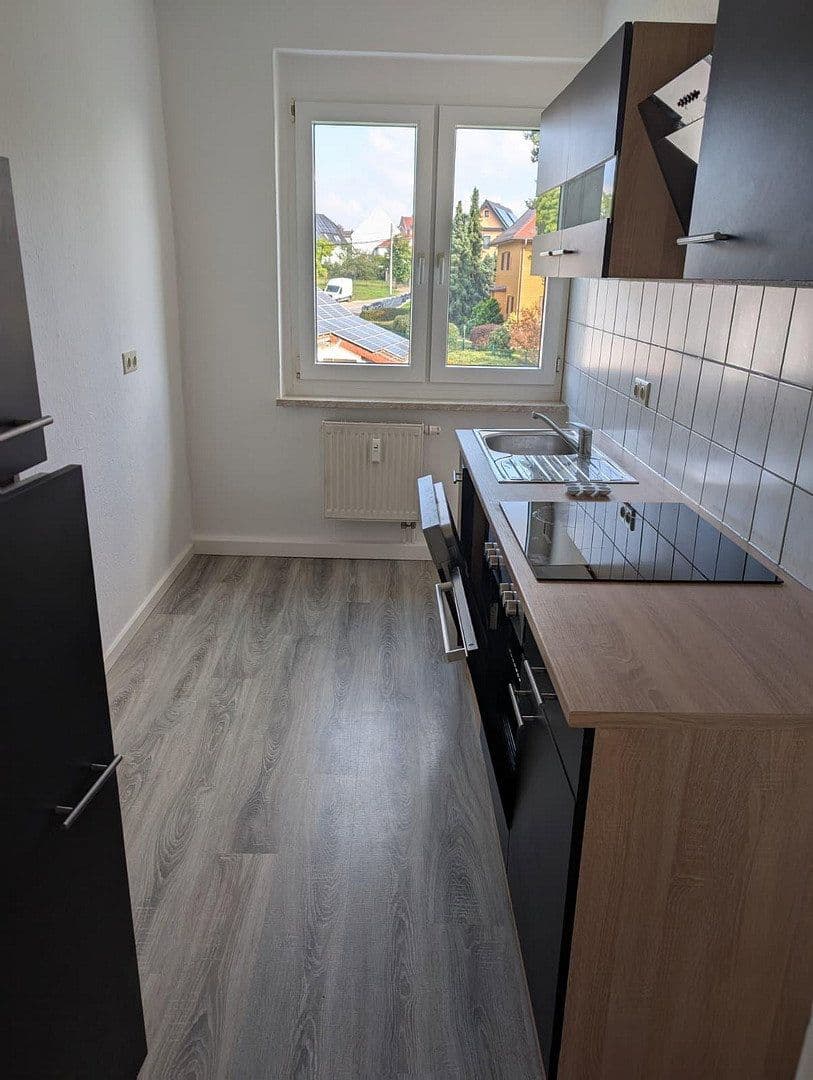 Pronájem bytu 4+1 75 m², Seligenstädter Straße 12, Gera - Aga, Durynsko Pronájem bytu 4+1 75 m², Seligenstädter Straße 12, Gera - Aga, Durynsko