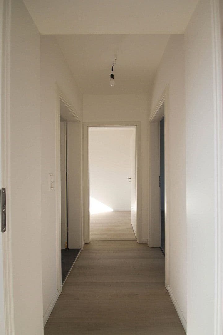 Pronájem bytu 4+1 68 m², Ivendorfer Landstr. 2, Lübeck, Šlesvicko-Holštýnsko Pronájem bytu 4+1 68 m², Ivendorfer Landstr. 2, Lübeck, Šlesvicko-Holštýnsko