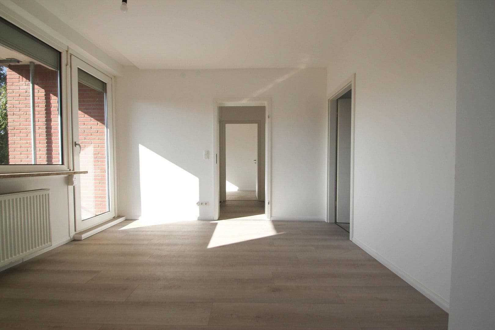 Pronájem bytu 4+1 68 m², Ivendorfer Landstr. 2, Lübeck, Šlesvicko-Holštýnsko Pronájem bytu 4+1 68 m², Ivendorfer Landstr. 2, Lübeck, Šlesvicko-Holštýnsko