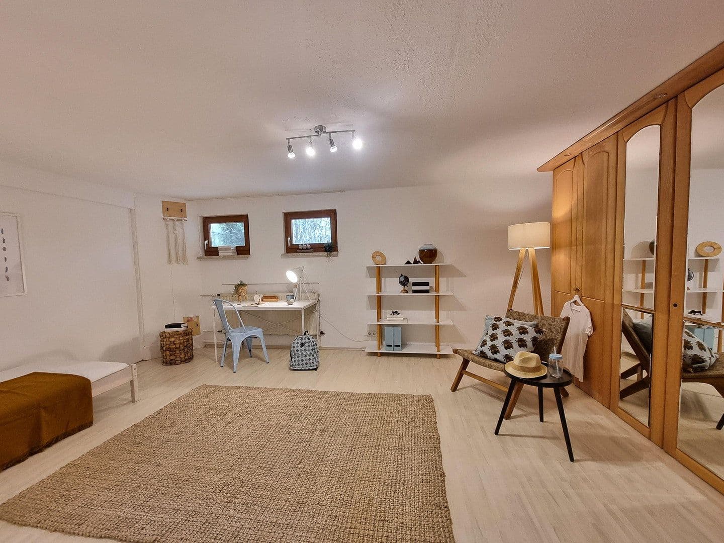 Prodej domu 120 m², pozemek 131 m², Illingen, Bádensko-Württembersko Prodej domu 120 m², pozemek 131 m², Illingen, Bádensko-Württembersko