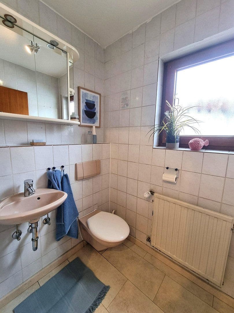 Prodej domu 120 m², pozemek 131 m², Illingen, Bádensko-Württembersko Prodej domu 120 m², pozemek 131 m², Illingen, Bádensko-Württembersko