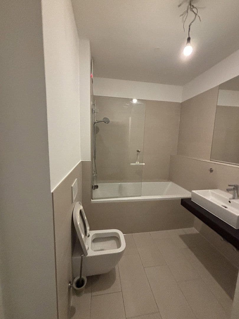 Prodej bytu 2+1 57 m², Kommandantenstraße 77, Berlin, Berlín Prodej bytu 2+1 57 m², Kommandantenstraße 77, Berlin, Berlín