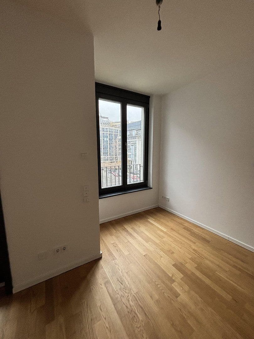 Prodej bytu 2+1 57 m², Kommandantenstraße 77, Berlin, Berlín Prodej bytu 2+1 57 m², Kommandantenstraße 77, Berlin, Berlín