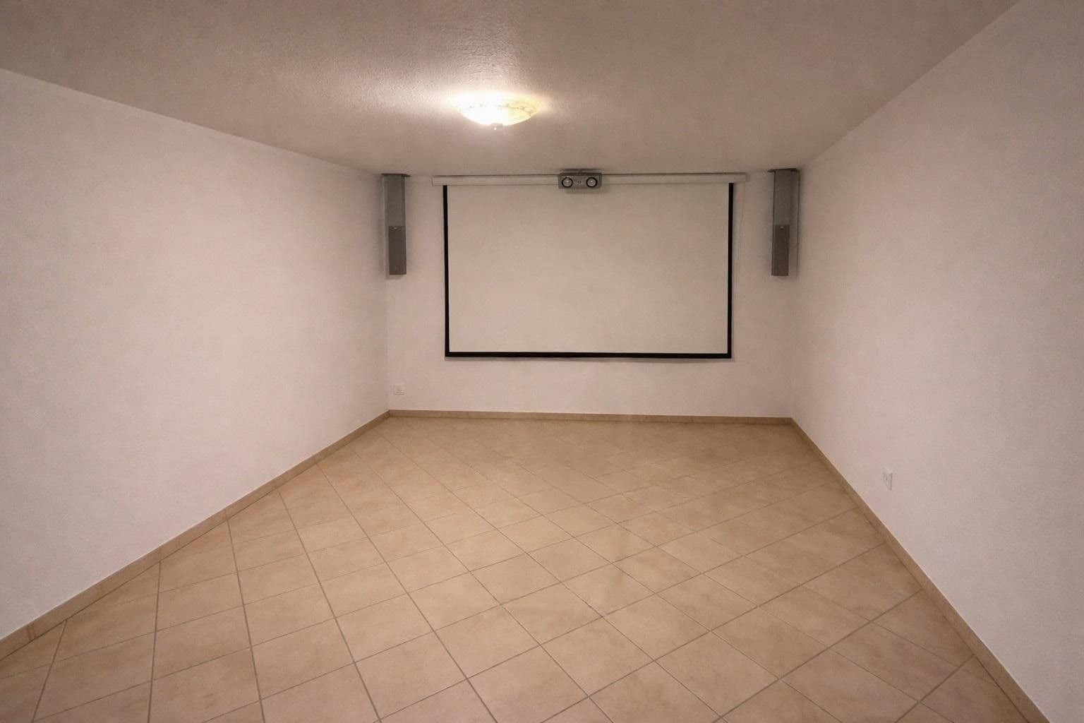 Prodej domu 334 m², pozemek 476 m², Anna-Nopper-Str. 17, Kornwestheim, Bádensko-Württembersko Prodej domu 334 m², pozemek 476 m², Anna-Nopper-Str. 17, Kornwestheim, Bádensko-Württembersko