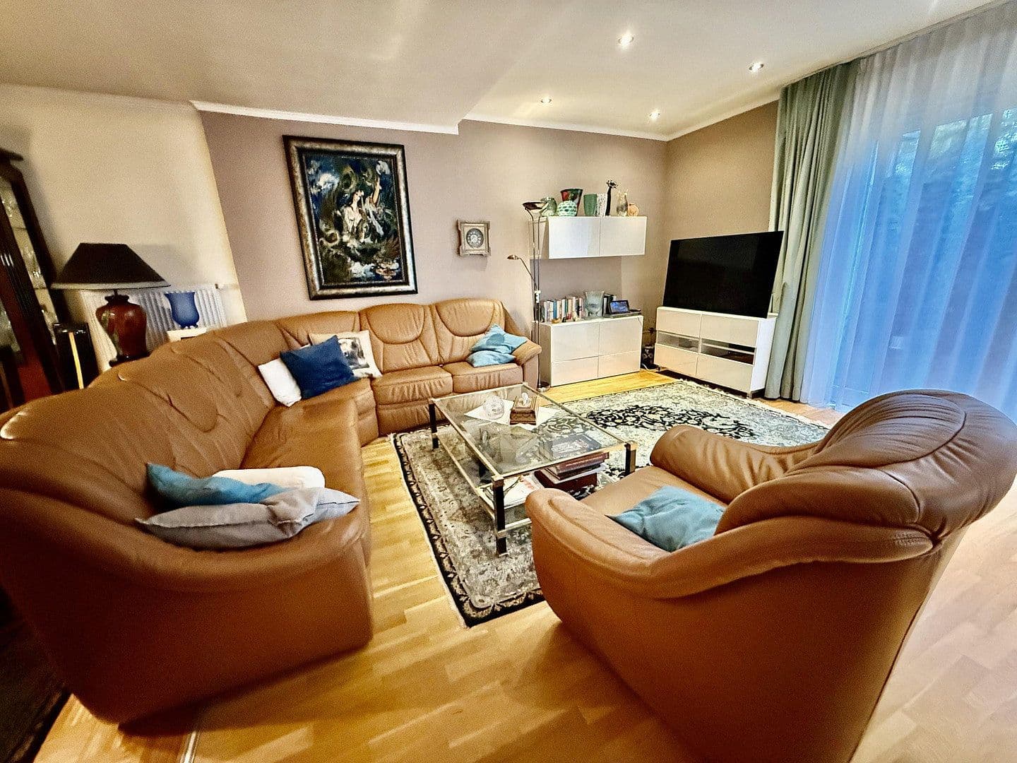 Prodej domu 293 m², pozemek 1.000 m², Nieder-Olm, Porýní-Falc Prodej domu 293 m², pozemek 1.000 m², Nieder-Olm, Porýní-Falc