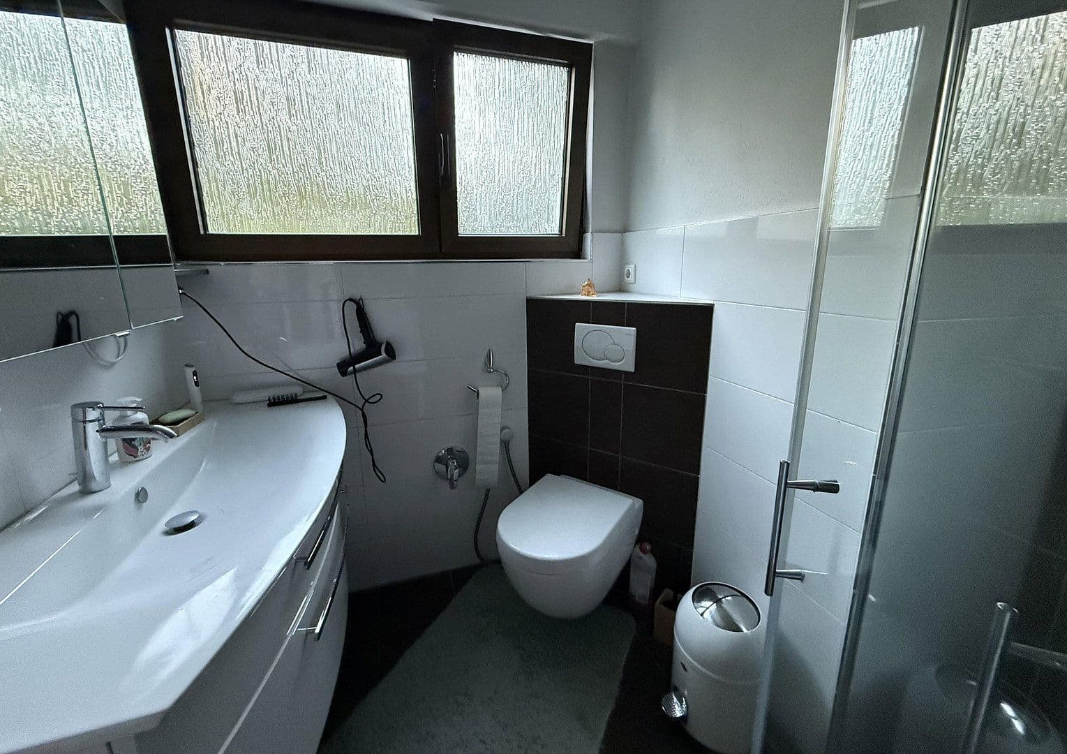 Prodej domu 293 m², pozemek 1.000 m², Nieder-Olm, Porýní-Falc Prodej domu 293 m², pozemek 1.000 m², Nieder-Olm, Porýní-Falc