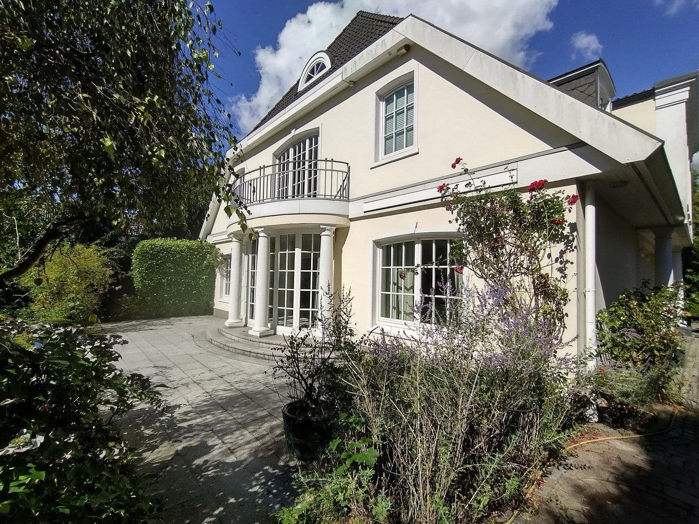 Pronájem domu 357 m², pozemek 1.008 m², Hamburg, Hamburg Pronájem domu 357 m², pozemek 1.008 m², Hamburg, Hamburg