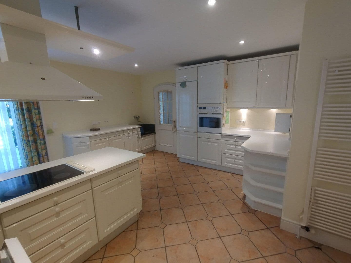 Pronájem domu 357 m², pozemek 1.008 m², Hamburg, Hamburg Pronájem domu 357 m², pozemek 1.008 m², Hamburg, Hamburg