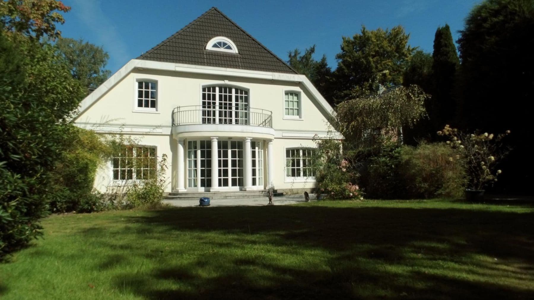 Pronájem domu 357 m², pozemek 1.008 m², Hamburg, Hamburg Pronájem domu 357 m², pozemek 1.008 m², Hamburg, Hamburg