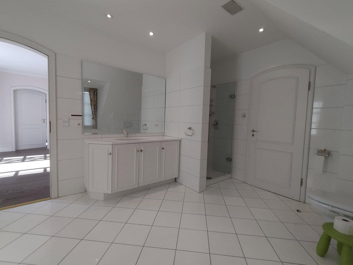 Pronájem domu 357 m², pozemek 1.008 m², Hamburg, Hamburg Pronájem domu 357 m², pozemek 1.008 m², Hamburg, Hamburg