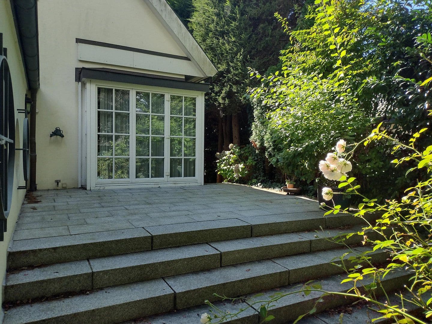 Pronájem domu 357 m², pozemek 1.008 m², Hamburg, Hamburg Pronájem domu 357 m², pozemek 1.008 m², Hamburg, Hamburg