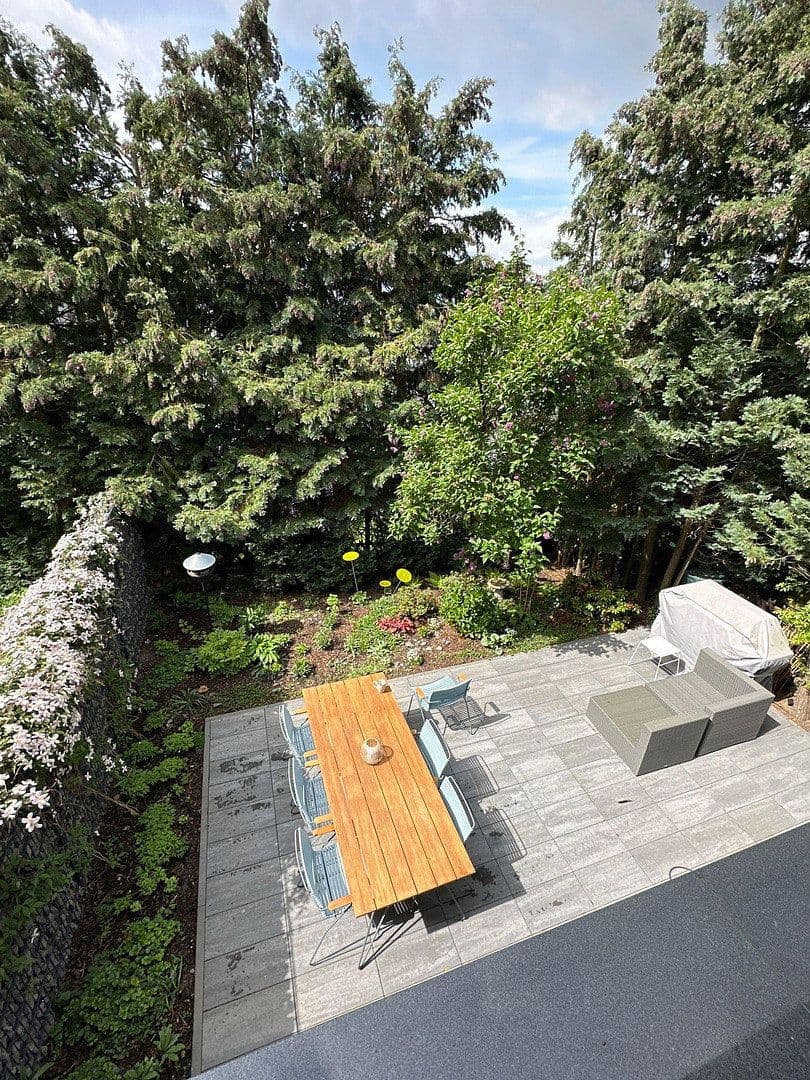 Pronájem bytu 4+1 210 m², Koblenz, Porýní-Falc Pronájem bytu 4+1 210 m², Koblenz, Porýní-Falc