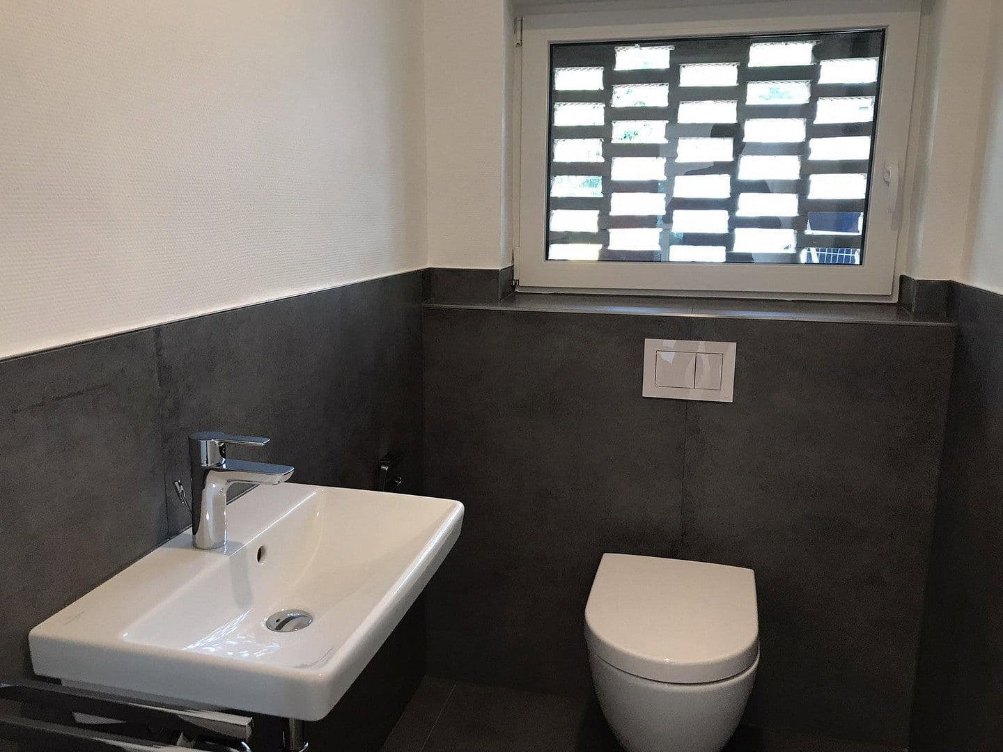 Pronájem bytu 4+1 210 m², Koblenz, Porýní-Falc Pronájem bytu 4+1 210 m², Koblenz, Porýní-Falc