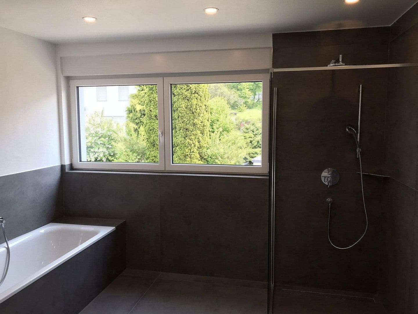 Pronájem bytu 4+1 210 m², Koblenz, Porýní-Falc Pronájem bytu 4+1 210 m², Koblenz, Porýní-Falc