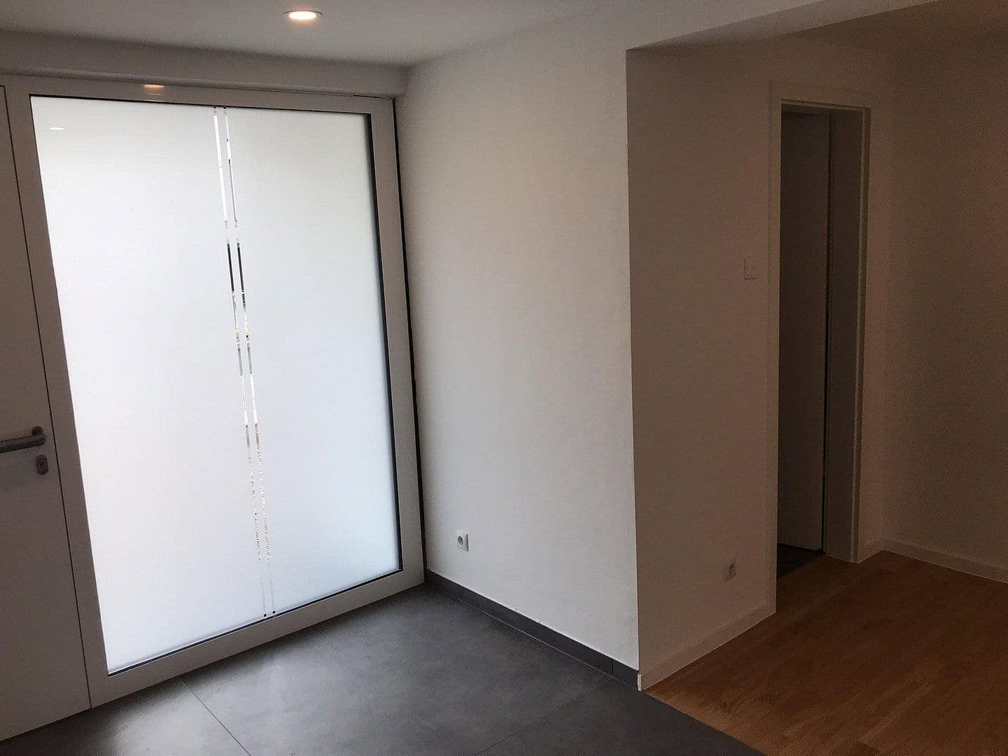Pronájem bytu 4+1 210 m², Koblenz, Porýní-Falc Pronájem bytu 4+1 210 m², Koblenz, Porýní-Falc