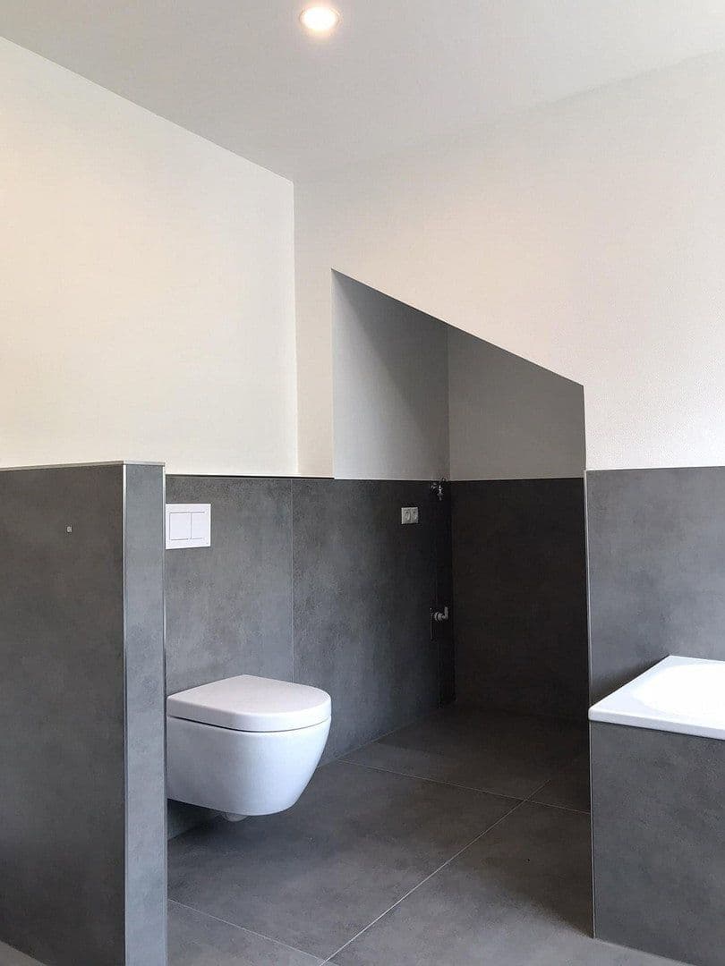 Pronájem bytu 4+1 210 m², Koblenz, Porýní-Falc Pronájem bytu 4+1 210 m², Koblenz, Porýní-Falc