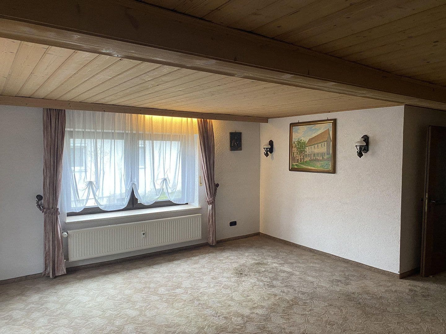 Prodej domu 280 m², pozemek 833 m², Kleinsendelbach, Bavorsko Prodej domu 280 m², pozemek 833 m², Kleinsendelbach, Bavorsko