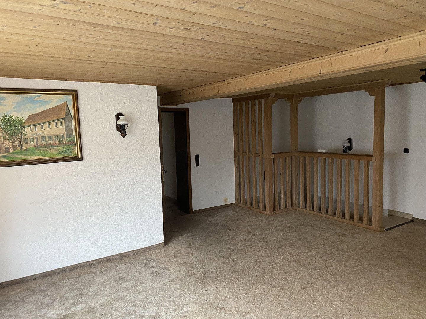 Prodej domu 280 m², pozemek 833 m², Kleinsendelbach, Bavorsko Prodej domu 280 m², pozemek 833 m², Kleinsendelbach, Bavorsko