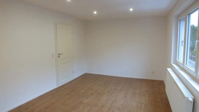 Prodej bytu 3+1 70 m², Pfalzgraf-Otto-Str. 12, Mosbach, Bádensko-Württembersko Prodej bytu 3+1 70 m², Pfalzgraf-Otto-Str. 12, Mosbach, Bádensko-Württembersko