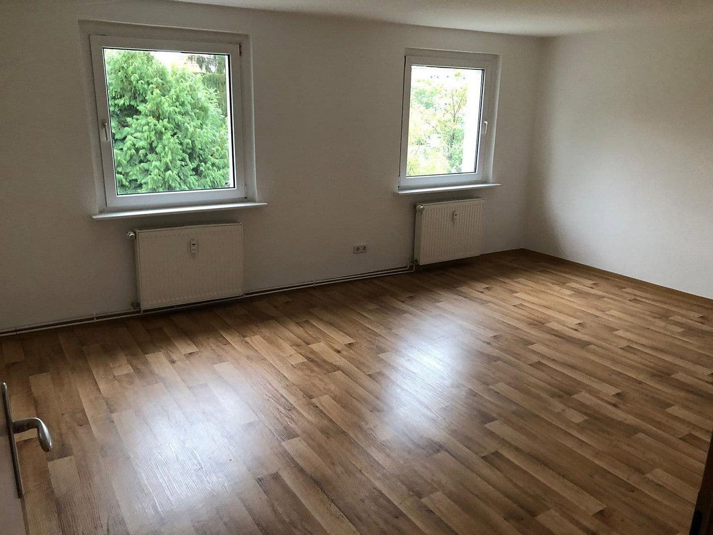 Pronájem bytu 3+1 60 m², Georg-Schwarz-Str. 1, Zwenkau, Sasko Pronájem bytu 3+1 60 m², Georg-Schwarz-Str. 1, Zwenkau, Sasko