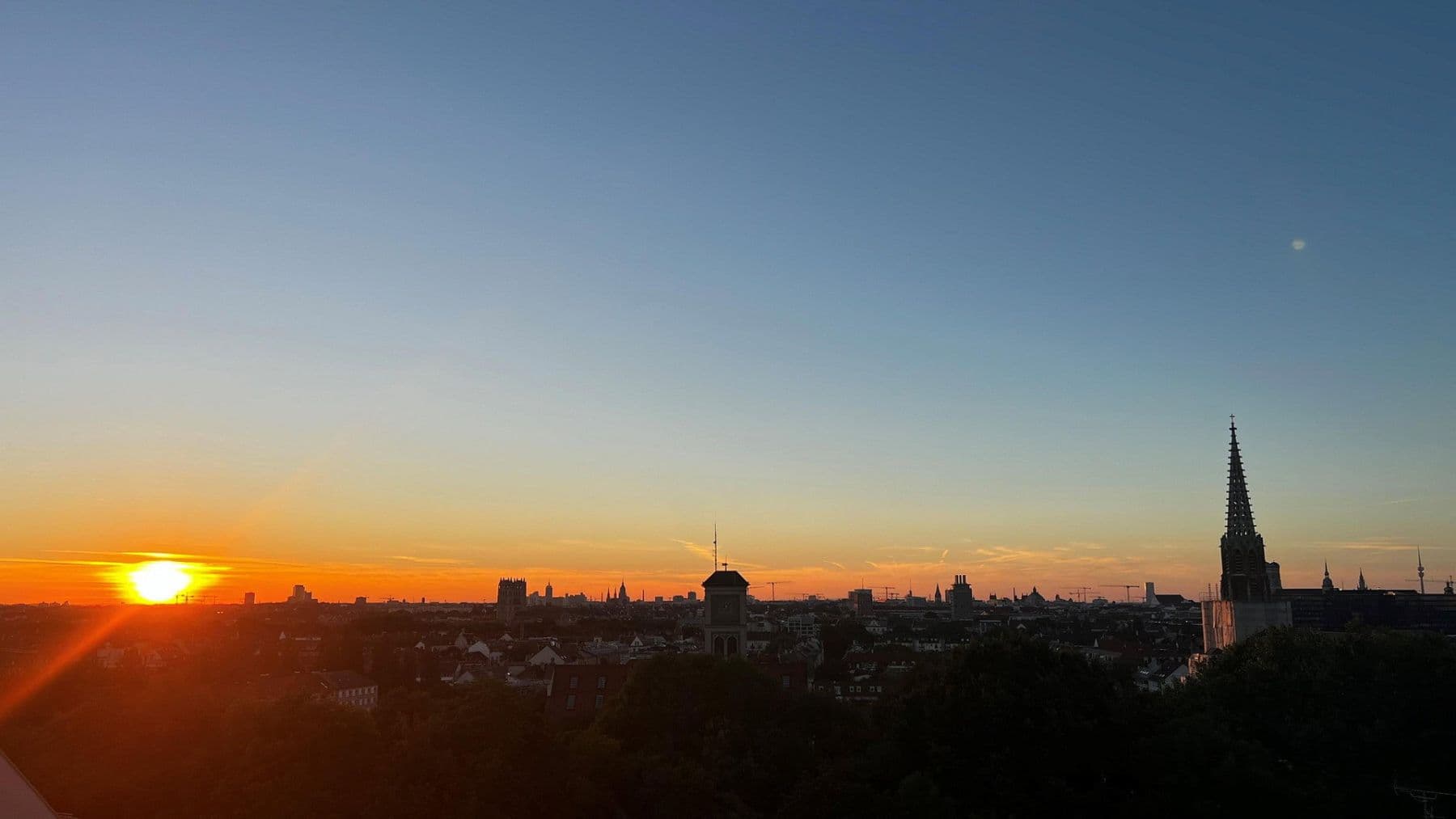 Pronájem bytu 2+1 65 m², München, Bavorsko Pronájem bytu 2+1 65 m², München, Bavorsko