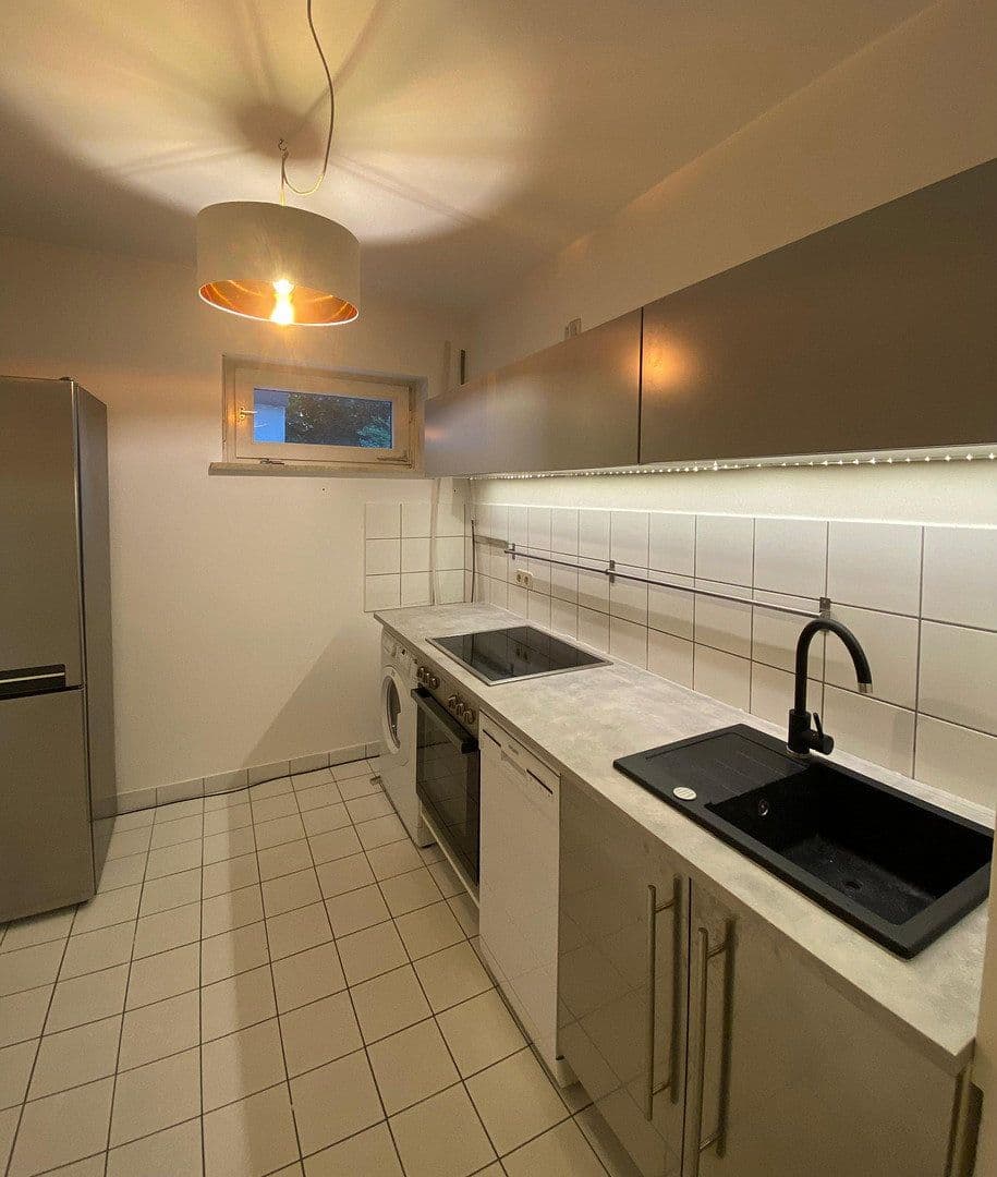 Pronájem bytu 2+1 56 m², Felix-Dahn-Straße 0, München, Bavorsko Pronájem bytu 2+1 56 m², Felix-Dahn-Straße 0, München, Bavorsko