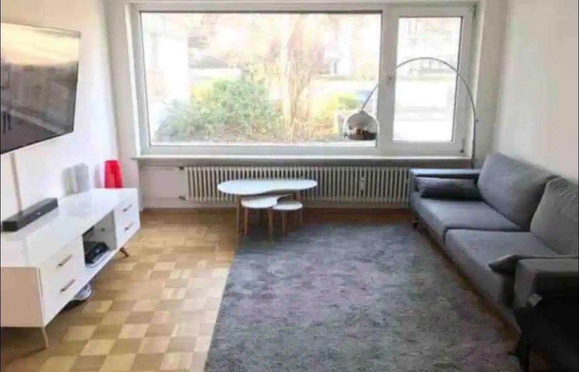 Pronájem bytu 2+1 56 m², Felix-Dahn-Straße 0, München, Bavorsko Pronájem bytu 2+1 56 m², Felix-Dahn-Straße 0, München, Bavorsko